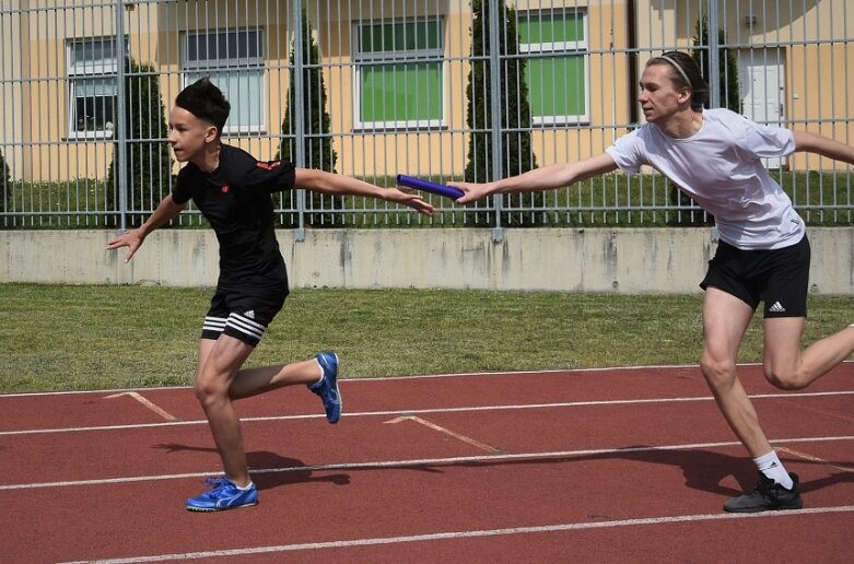  Drużynowa lekka atletyka na stadionie przy ulicy Tetmajera 