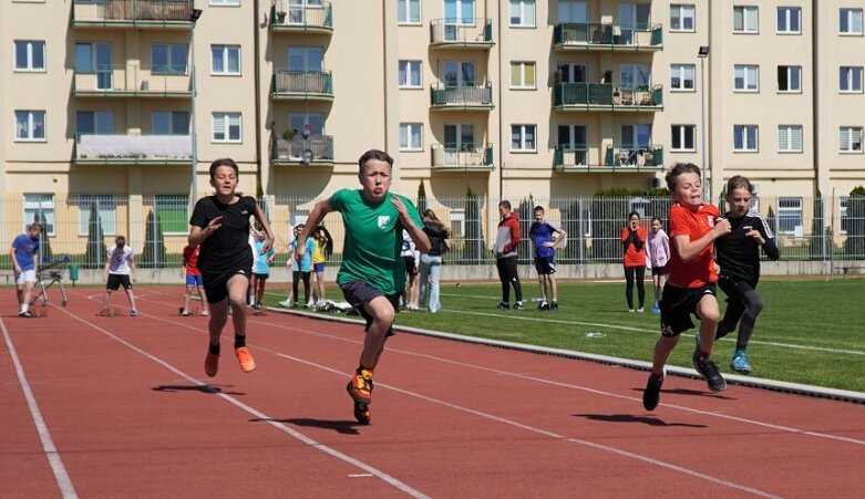  Dwójka i Piątka najlepsze w czwórboju lekkoatletycznym 