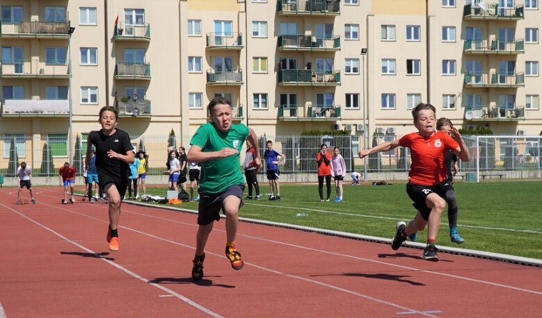  Dwójka i Piątka najlepsze w czwórboju lekkoatletycznym 