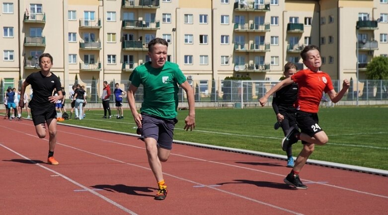  Dwójka i Piątka najlepsze w czwórboju lekkoatletycznym 