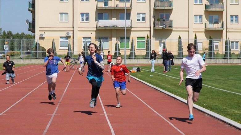  Dwójka i Piątka najlepsze w czwórboju lekkoatletycznym 