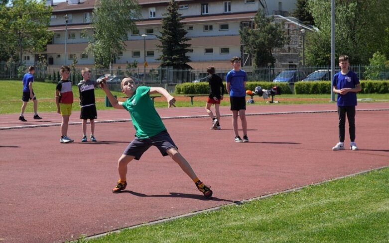  Dwójka i Piątka najlepsze w czwórboju lekkoatletycznym 