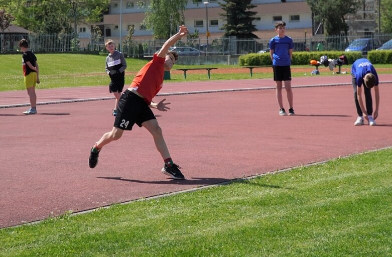  Dwójka i Piątka najlepsze w czwórboju lekkoatletycznym 