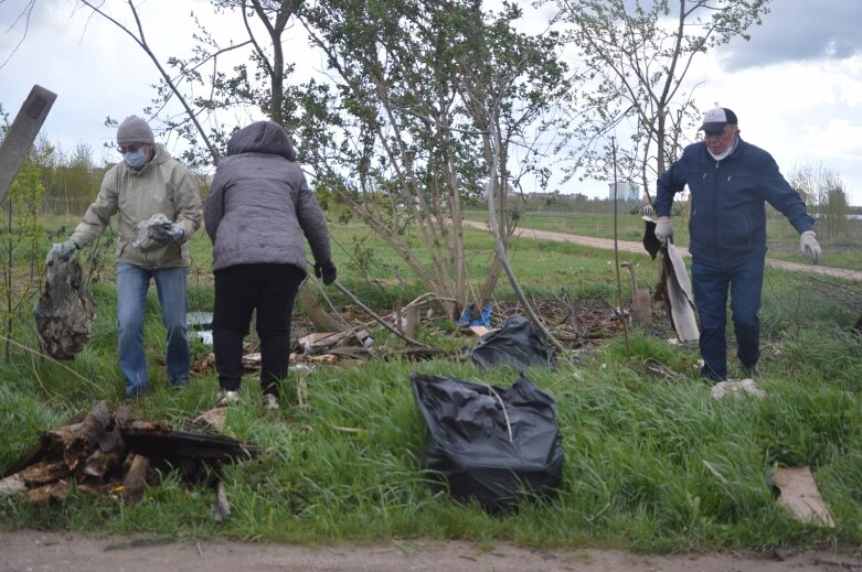  Działkowcy ruszyli na pomoc przyrodzie 