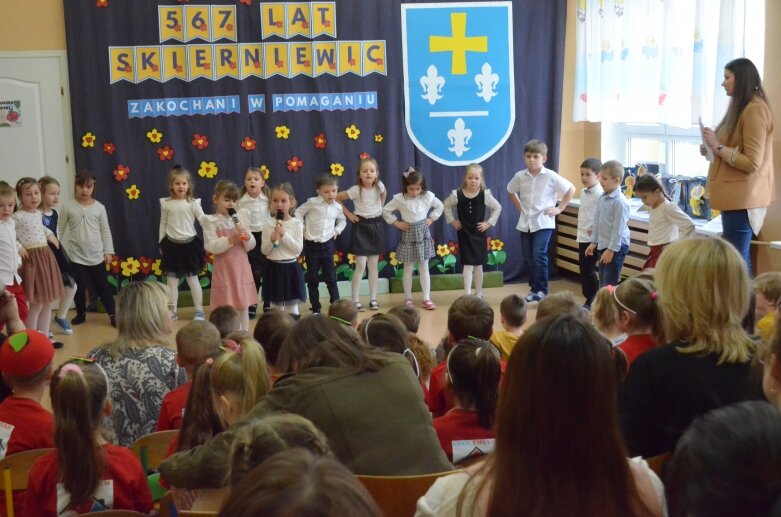  Dzieci z Przedszkola numer 13 w Skierniewicach  znają historię miasta, w którym mieszkają  