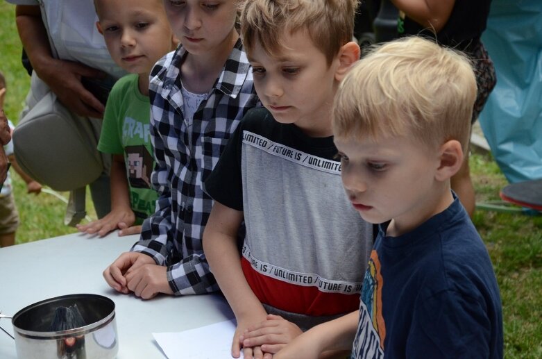  Dzień Dziecka w Skierniewicach: Park Miejski zaminił się w park jurajski 