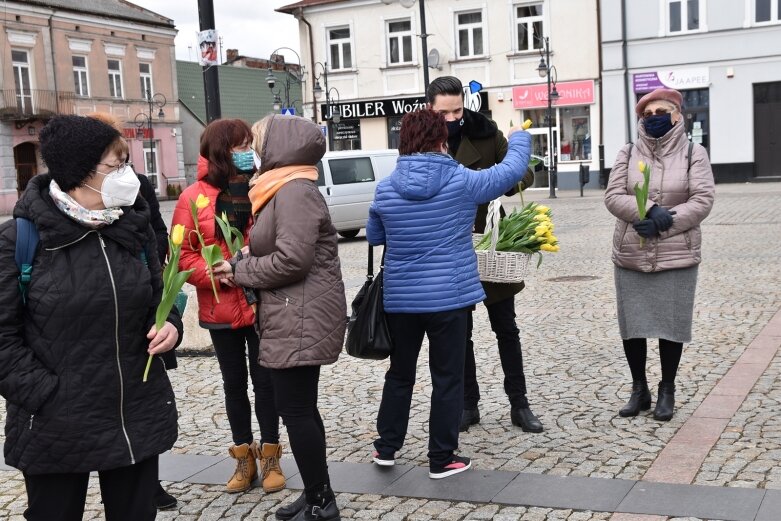  Dzień Kobiet w Skierniewicach. Na ulice miasta wyjechał specjalny Foodtruck 