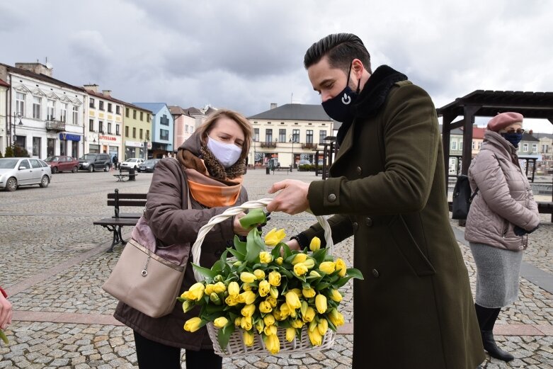  Dzień Kobiet w Skierniewicach. Na ulice miasta wyjechał specjalny Foodtruck 