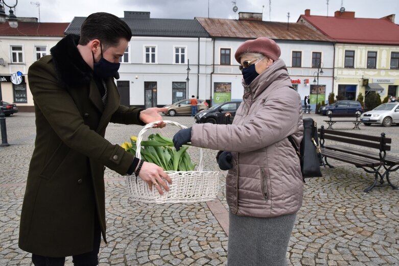  Dzień Kobiet w Skierniewicach. Na ulice miasta wyjechał specjalny Foodtruck 