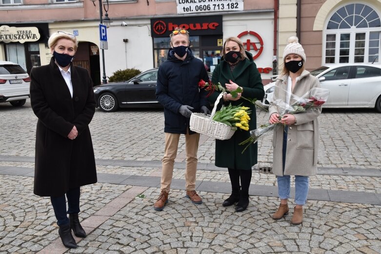  Dzień Kobiet w Skierniewicach. Na ulice miasta wyjechał specjalny Foodtruck 