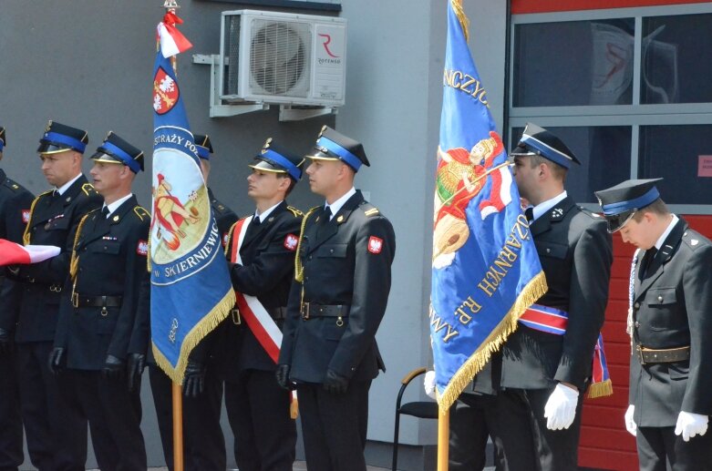  Dzień strażaka. Mundurowi odebrali medale i awanse 