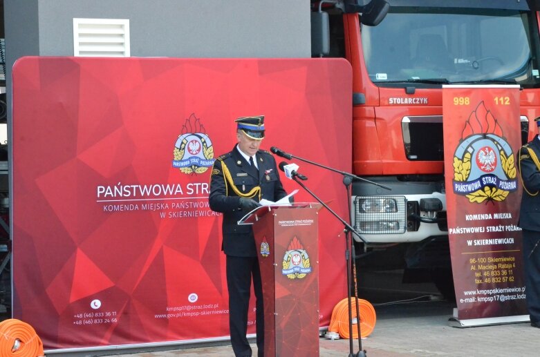  Dzień strażaka. Mundurowi odebrali medale i awanse 