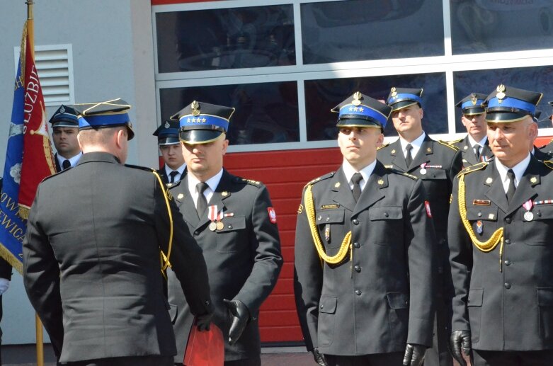  Dzień strażaka. Mundurowi odebrali medale i awanse 