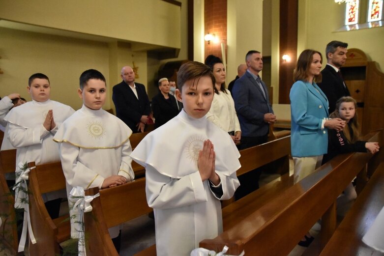  Dziś świętują jeden z ważniejszych dni w życiu. Uroczystość Pierwszej Komunii na Widoku 