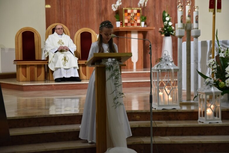  Dziś świętują jeden z ważniejszych dni w życiu. Uroczystość Pierwszej Komunii na Widoku 