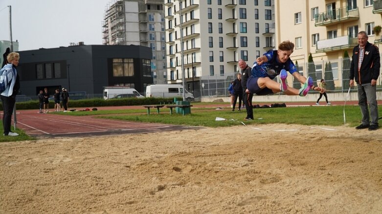  Ekonomik najlepszy w półfinale wojewódzkim lekkoatletycznej Licealiady 