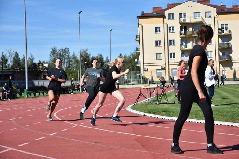  Ekonomik najlepszy w zawodach lekkoatletycznych 