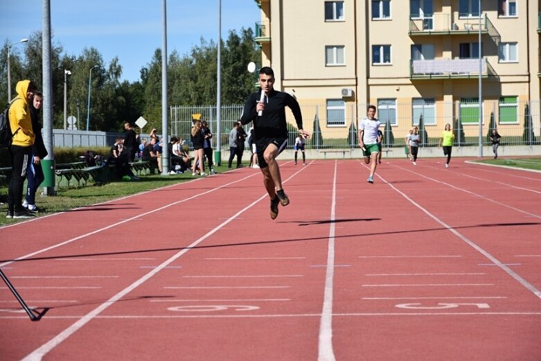  Ekonomik najlepszy w zawodach lekkoatletycznych 