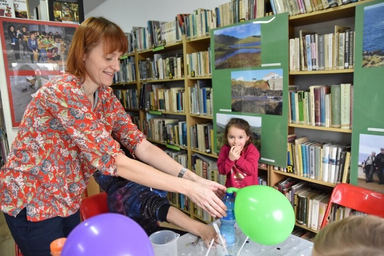  Eksperymenty w bibliotece na Rawce 