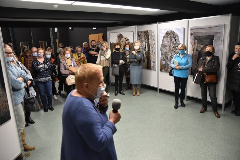  Elżbieta Dzikowska odwiedziła Skierniewice. Chce pokazywać ludziom świat 