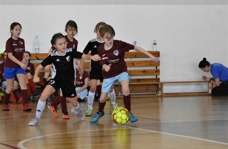  EMKA Cup 2022. Turniej dziewcząt z rocznika 2011 i młodszych 