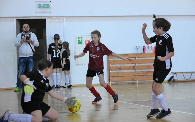  EMKA Cup 2022. Turniej dziewcząt z rocznika 2011 i młodszych 