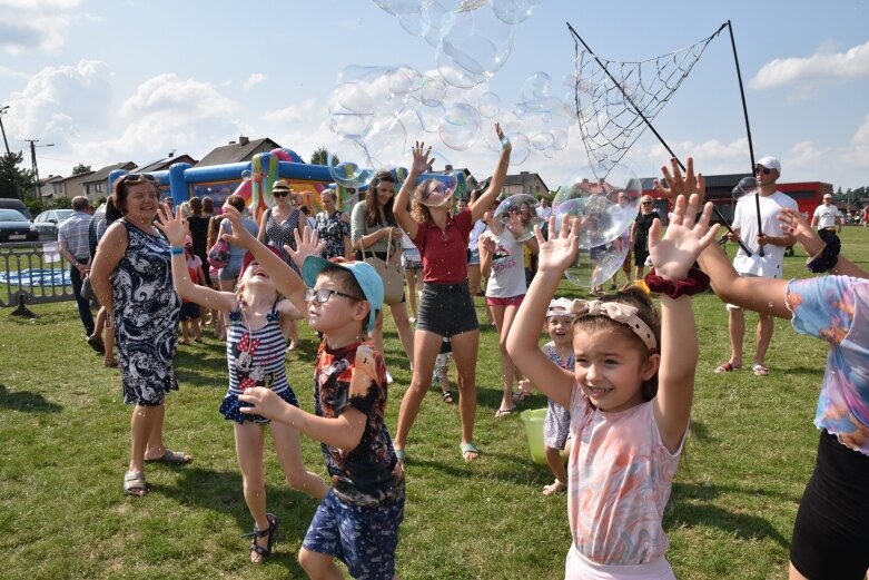  Festiwal baniek mydlanych i koloru w Skierniewicach (ZDJĘCIA) 