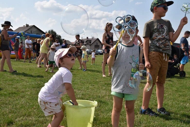  Festiwal baniek mydlanych i koloru w Skierniewicach (ZDJĘCIA) 