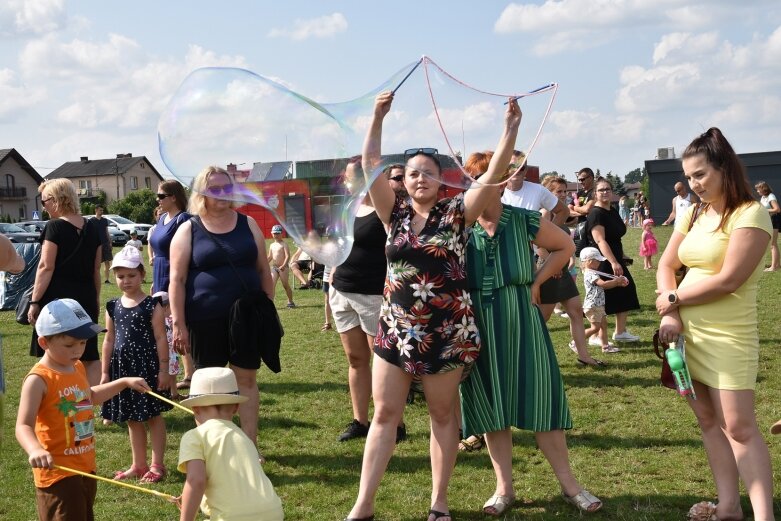  Festiwal baniek mydlanych i koloru w Skierniewicach (ZDJĘCIA) 