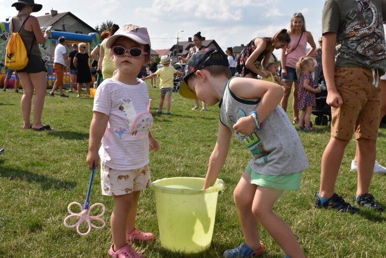  Festiwal baniek mydlanych i koloru w Skierniewicach (ZDJĘCIA) 