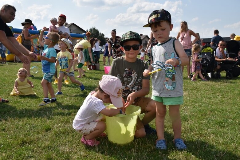  Festiwal baniek mydlanych i koloru w Skierniewicach (ZDJĘCIA) 