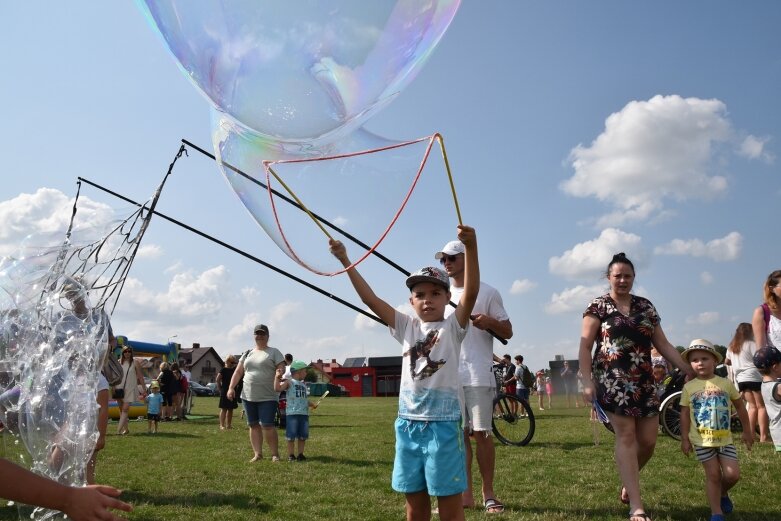  Festiwal baniek mydlanych i koloru w Skierniewicach (ZDJĘCIA) 