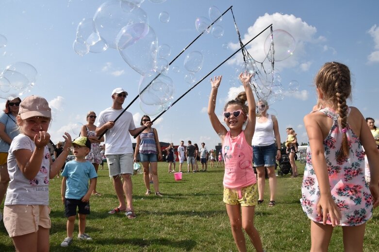  Festiwal baniek mydlanych i koloru w Skierniewicach (ZDJĘCIA) 