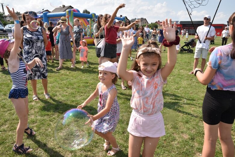  Festiwal baniek mydlanych i koloru w Skierniewicach (ZDJĘCIA) 