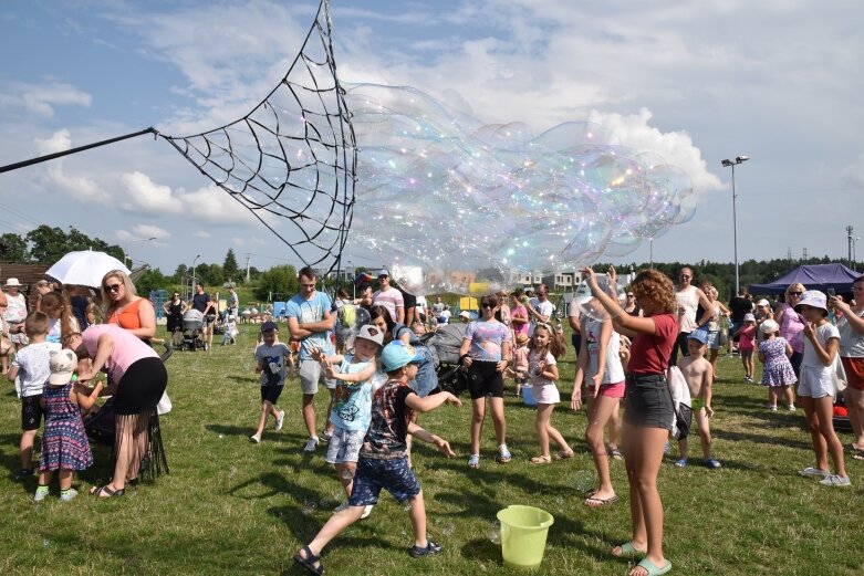  Festiwal baniek mydlanych i koloru w Skierniewicach (ZDJĘCIA) 