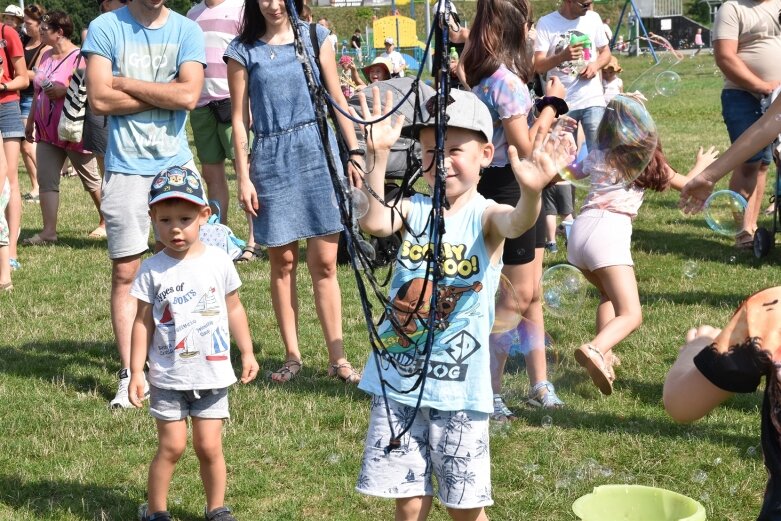  Festiwal baniek mydlanych i koloru w Skierniewicach (ZDJĘCIA) 