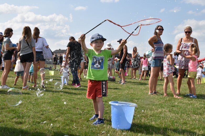  Festiwal baniek mydlanych i koloru w Skierniewicach (ZDJĘCIA) 