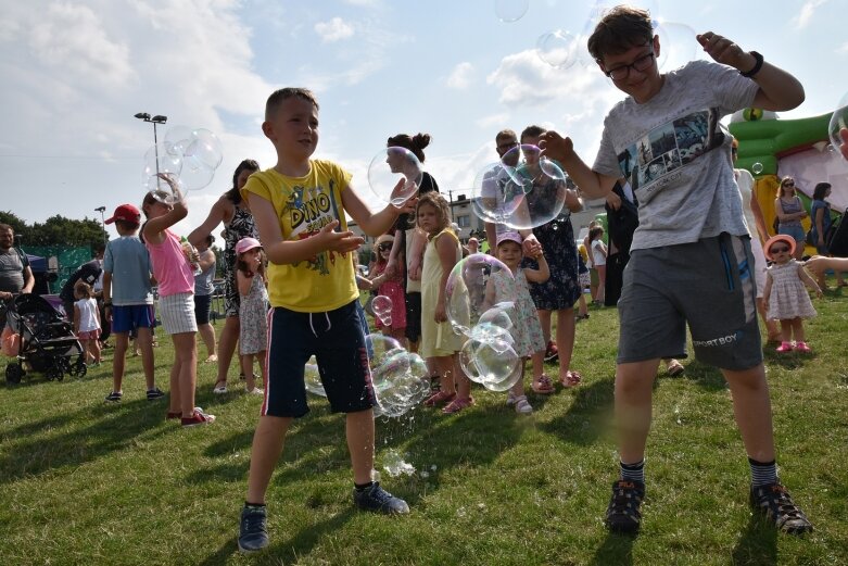  Festiwal baniek mydlanych i koloru w Skierniewicach (ZDJĘCIA) 