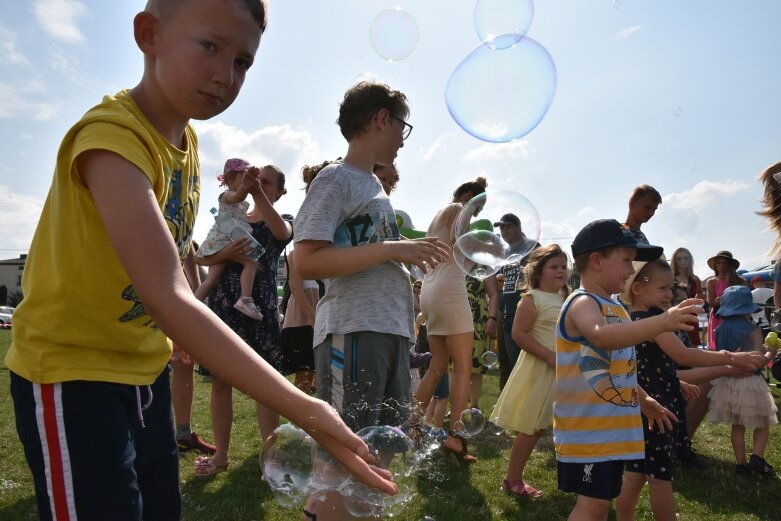  Festiwal baniek mydlanych i koloru w Skierniewicach (ZDJĘCIA) 