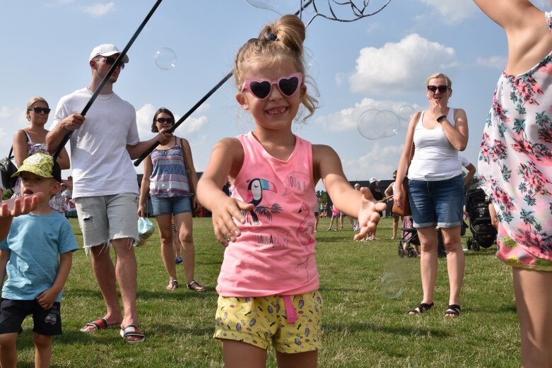  Festiwal baniek mydlanych i koloru w Skierniewicach (ZDJĘCIA) 