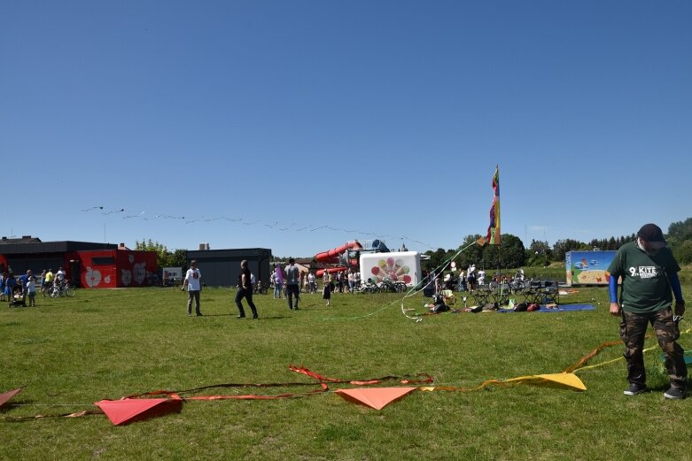  Festiwal latawców i baniek mydlanych nad zalewem 