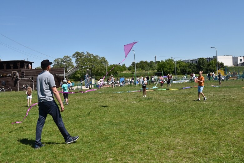  Festiwal latawców i baniek mydlanych nad zalewem 