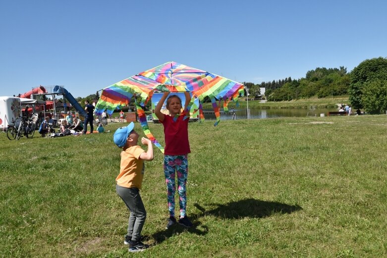  Festiwal latawców i baniek mydlanych nad zalewem 