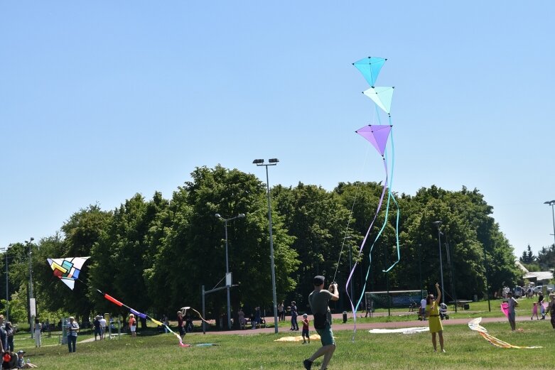  Festiwal latawców i baniek mydlanych nad zalewem 