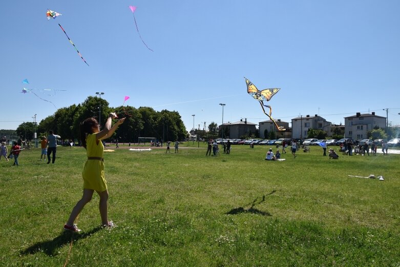  Festiwal latawców i baniek mydlanych nad zalewem 