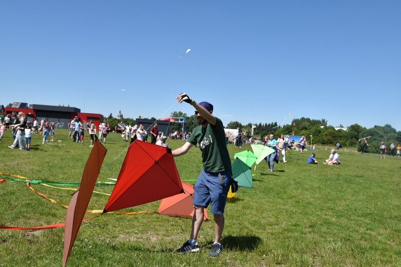  Festiwal latawców i baniek mydlanych nad zalewem 