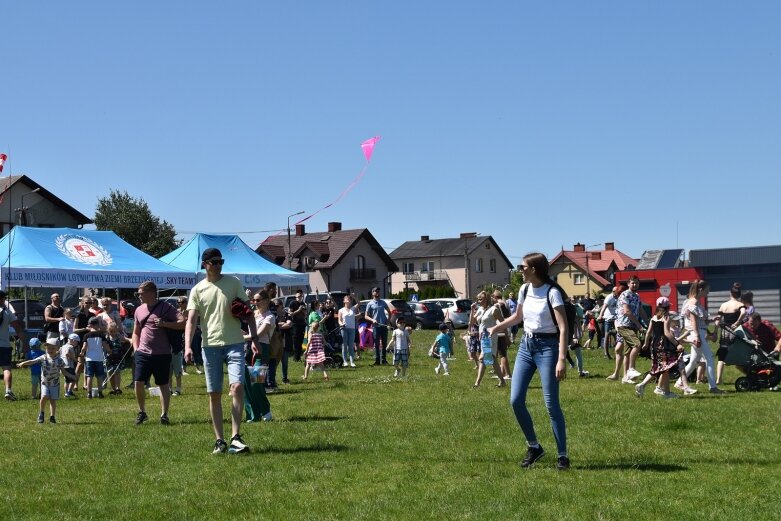  Festiwal latawców i baniek mydlanych nad zalewem 