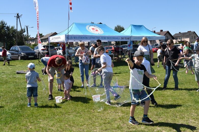  Festiwal latawców i baniek mydlanych nad zalewem 