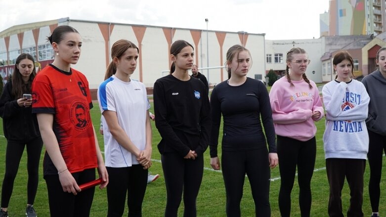  Festiwal sztafet na stadionie przy ulicy Tetmajera 