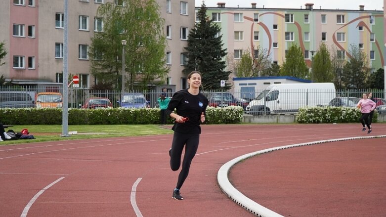  Festiwal sztafet na stadionie przy ulicy Tetmajera 